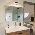 Cozy 1br & Living Apartment, Just 15 Minutes To Downtown