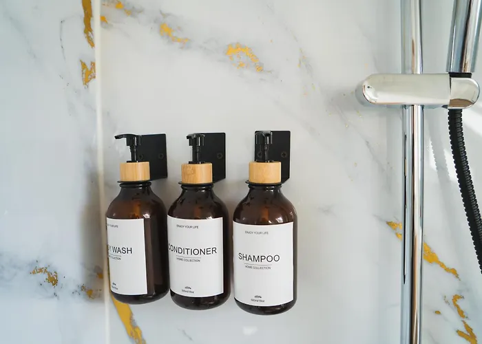 Cozy 1br & Living Apartment, Just 15 Minutes To Downtown *