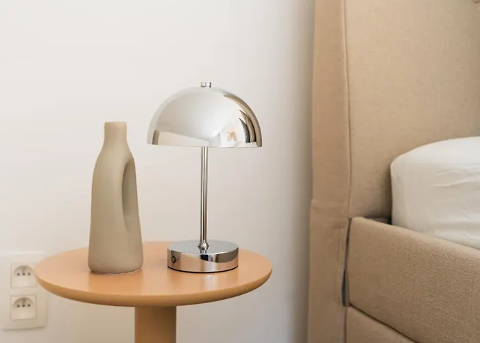 Cozy 1br & Living Apartment, Just 15 Minutes To Downtown * Ghent